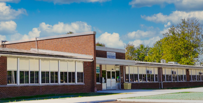 Exterior of Queen Elizabeth Public School